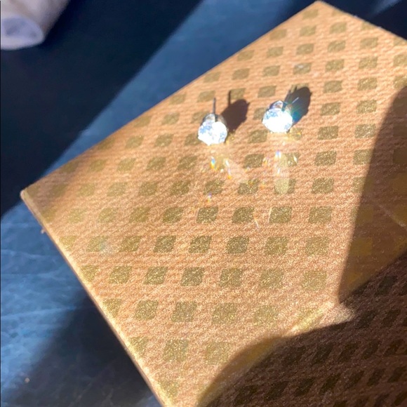 Large CZ studs with Victorian cut silver posts - Picture 8 of 11